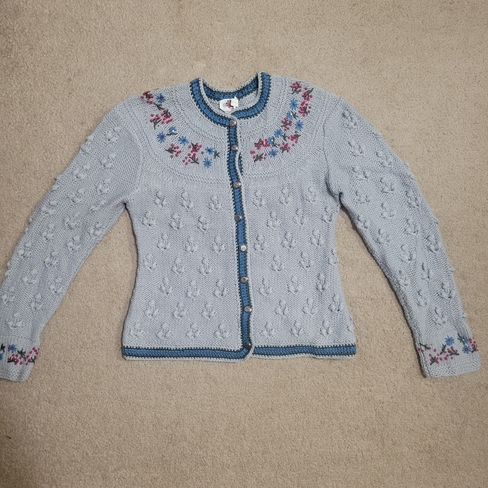 Vintage 1990s Gray Wool Popcorn Knit Sweater Cardigan White Flowers Jacket Lanz